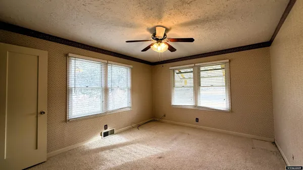 $250,000 | 2211 Big Horn Avenue, Worland, WY 82401