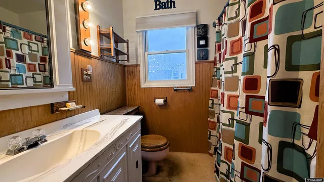 $250,000 | 2211 Big Horn Avenue, Worland, WY 82401