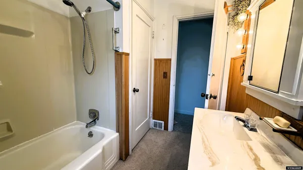 $250,000 | 2211 Big Horn Avenue, Worland, WY 82401