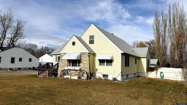 $250,000 | 2211 Big Horn Avenue, Worland, WY 82401
