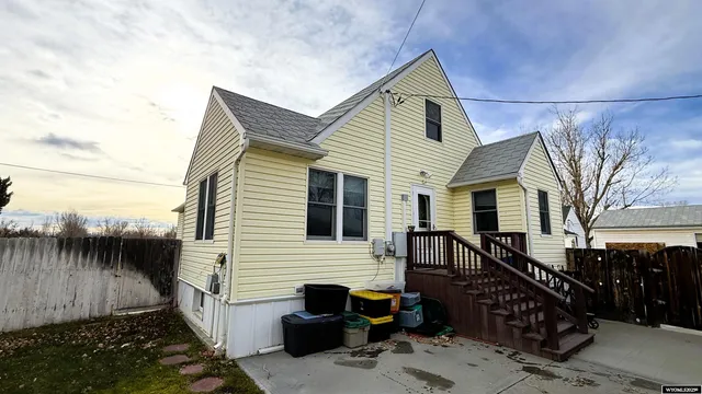 $250,000 | 2211 Big Horn Avenue, Worland, WY 82401