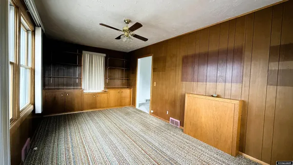 $250,000 | 2211 Big Horn Avenue, Worland, WY 82401