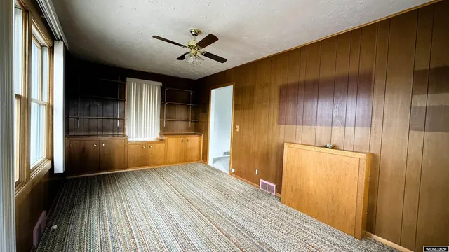 $250,000 | 2211 Big Horn Avenue, Worland, WY 82401