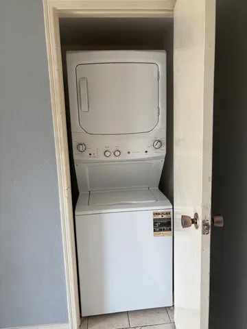 $69,500 | 12660 Ashford Point Drive, Unit 413, Houston, TX 77082