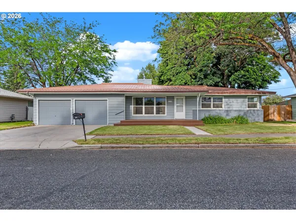 $325,000 | 3430 9th Drive, Baker City, OR 97814