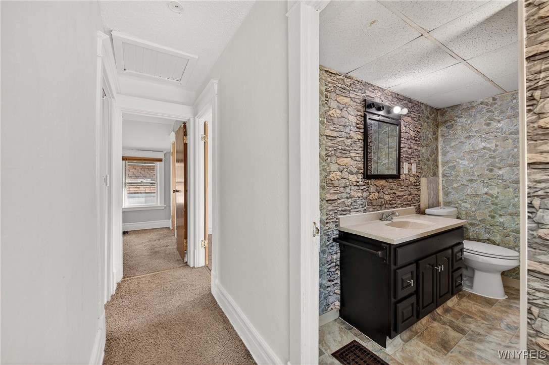 157 Davidson Avenue Buffalo, NY 14215 - Photo 21 of 43