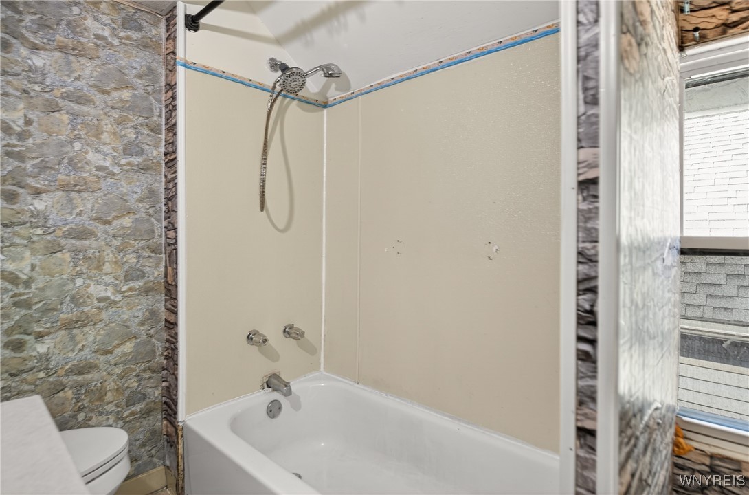 157 Davidson Avenue Buffalo, NY 14215 - Photo 23 of 43