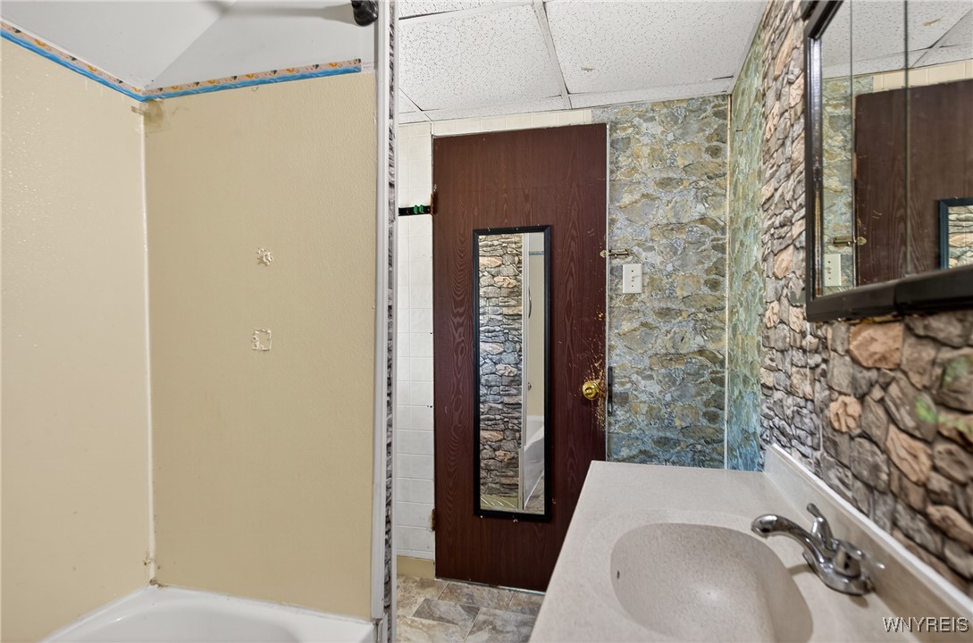 157 Davidson Avenue Buffalo, NY 14215 - Photo 24 of 43