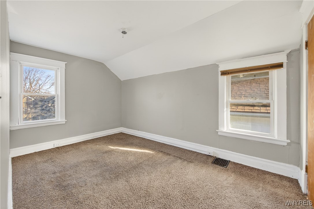 157 Davidson Avenue Buffalo, NY 14215 - Photo 28 of 43