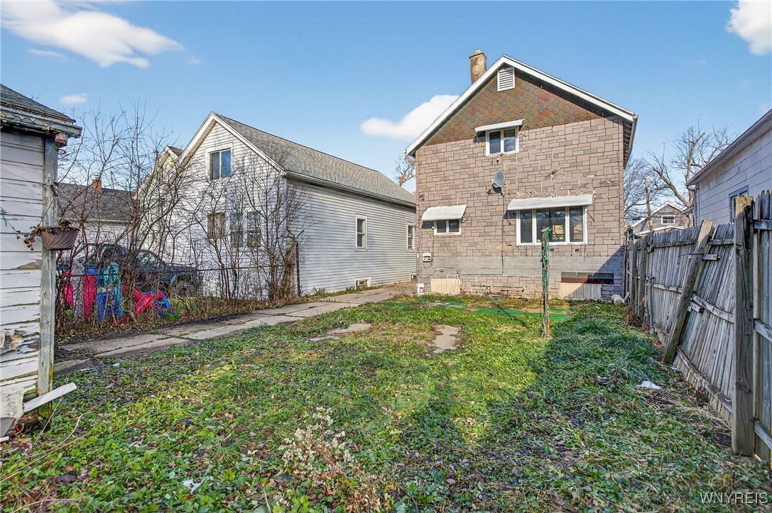 157 Davidson Avenue Buffalo, NY 14215 - Photo 40 of 43