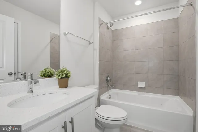 $2,850 | 332 Ensemble Way, Frederick, MD 21701