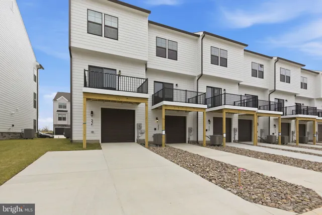 $2,850 | 332 Ensemble Way, Frederick, MD 21701