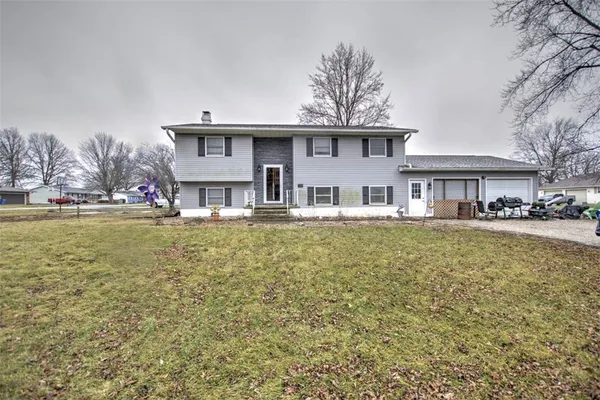 $187,000 | 119 Kathy Court, Blue Mound, IL 62513