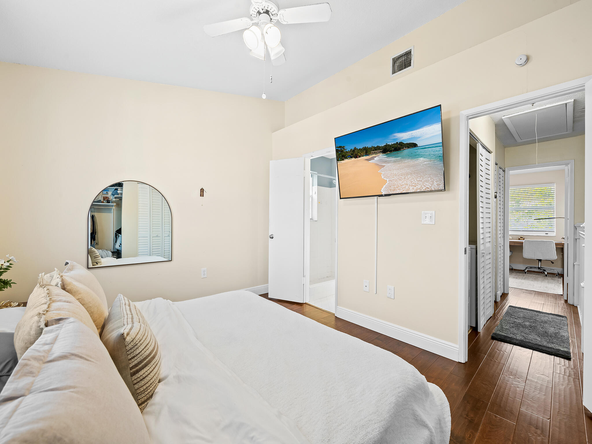 1074 Jeffery Street Boca Raton, FL 33487 - Photo 18 of 23 DSC_5670
