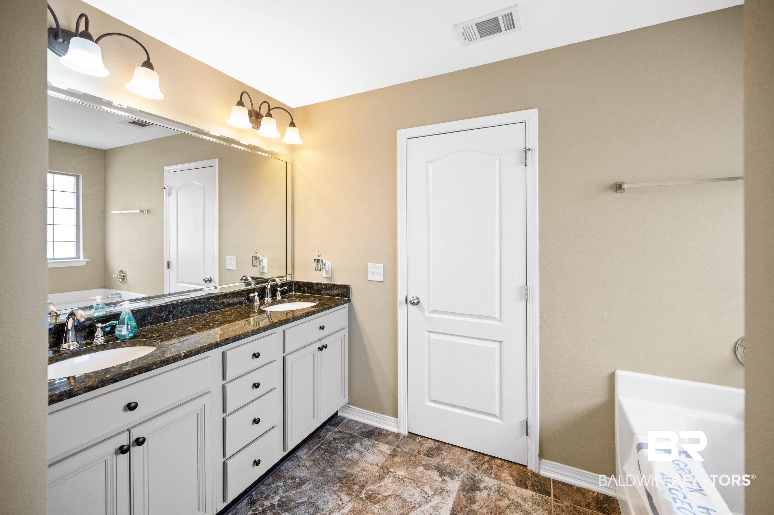 143 Meadow Run Loop West Foley, AL 36535 - Photo 15 of 33 Gallery Image 15