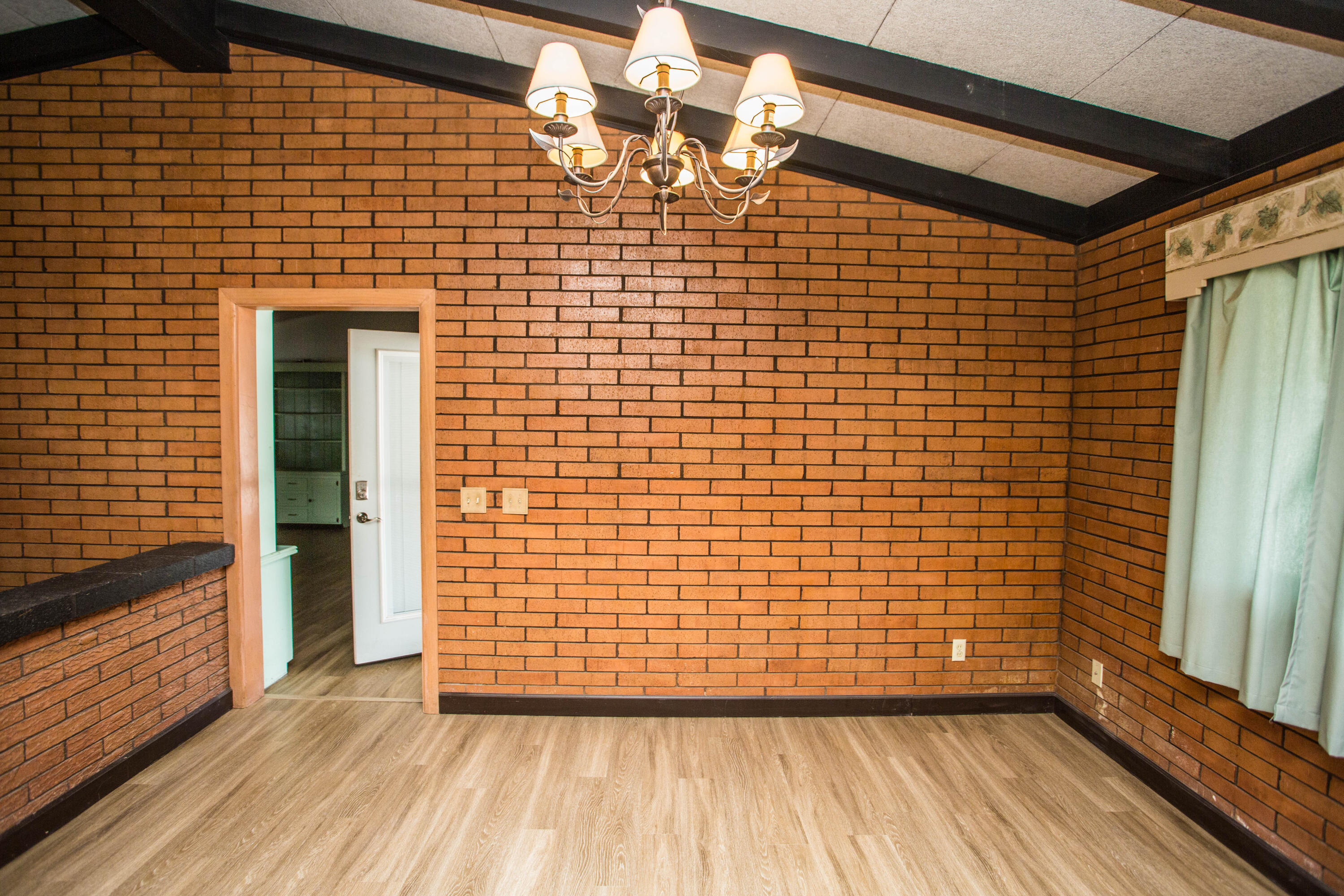 2313 58th Street Lubbock, TX 79412 - Photo 11 of 75 5V2A0094