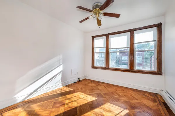 $2,950 | 46 Spruce Street, Unit 2, Jersey City, NJ 07306