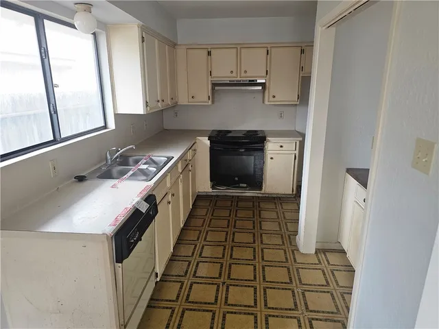 $155,000 | 4961 Shadowbend Drive, Corpus Christi, TX 78413