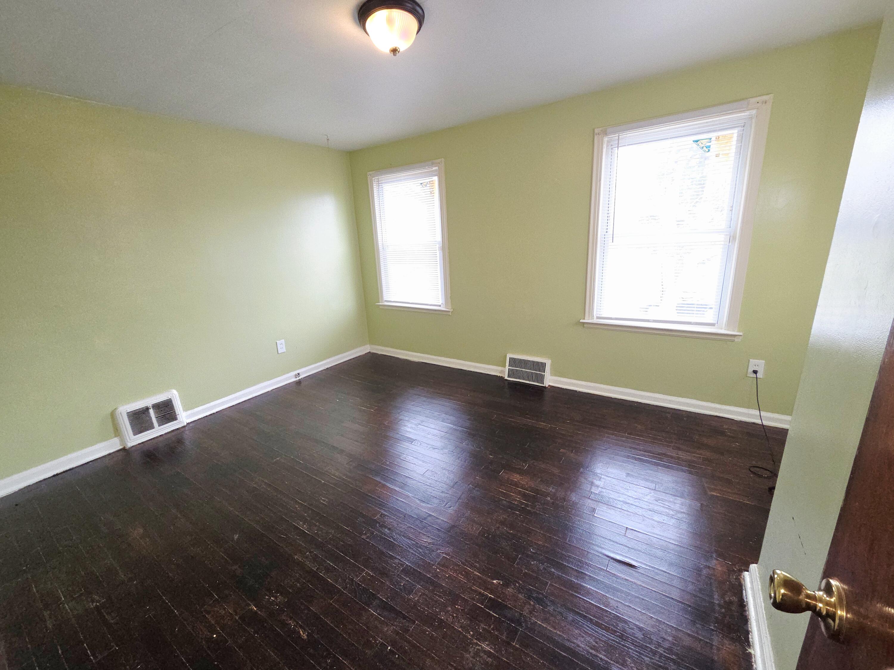 11314 Greiner Street Detroit, MI 48234 - Photo 7 of 28 20260322_111443