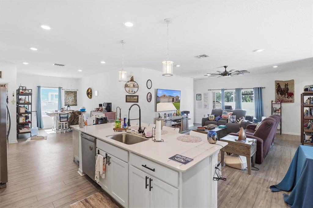 4587 Southwest 83rd Loop Ocala, FL 34476 - Photo 7 of 52