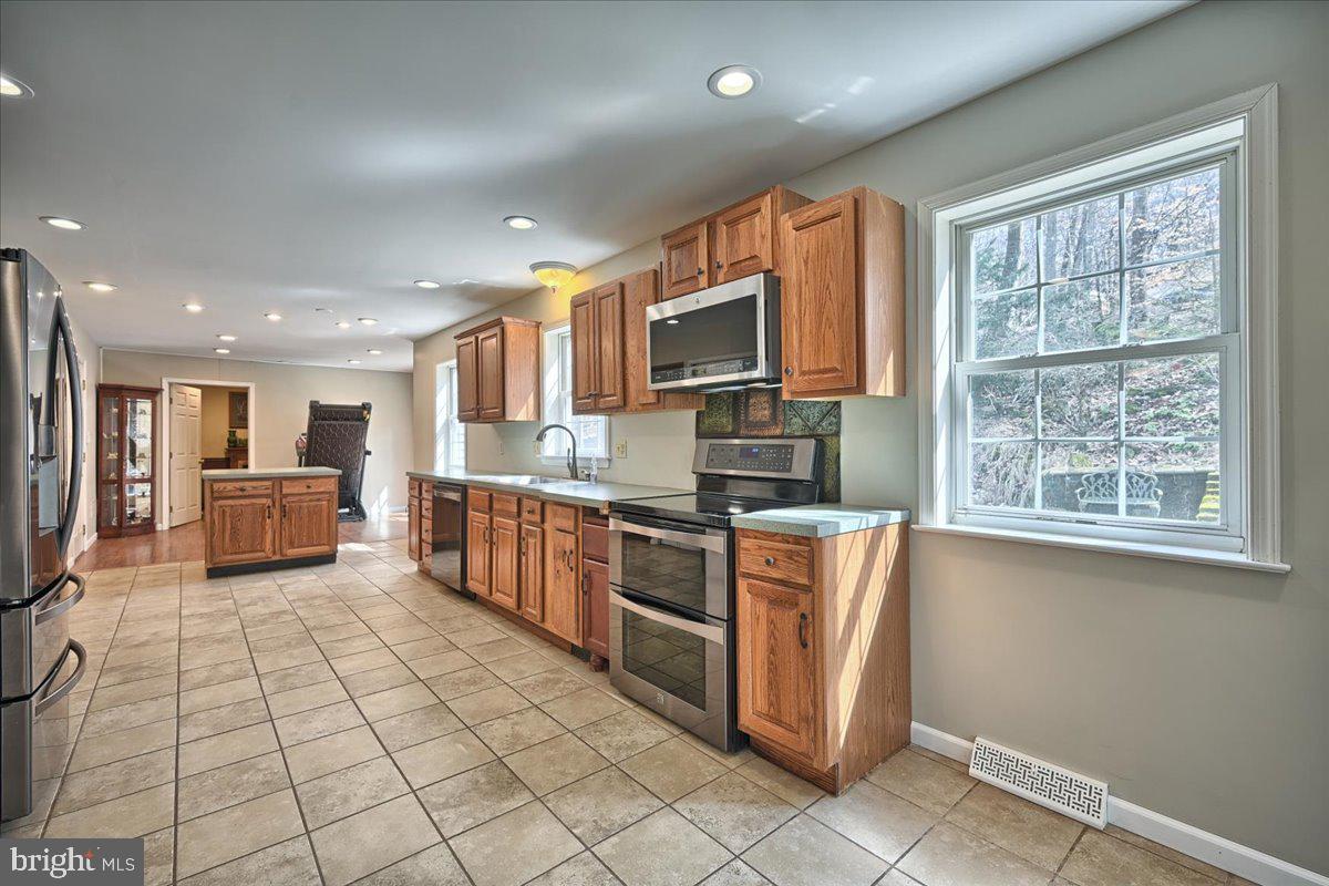 653 Sportsman Road Denver, PA 17517 - Photo 15 of 46