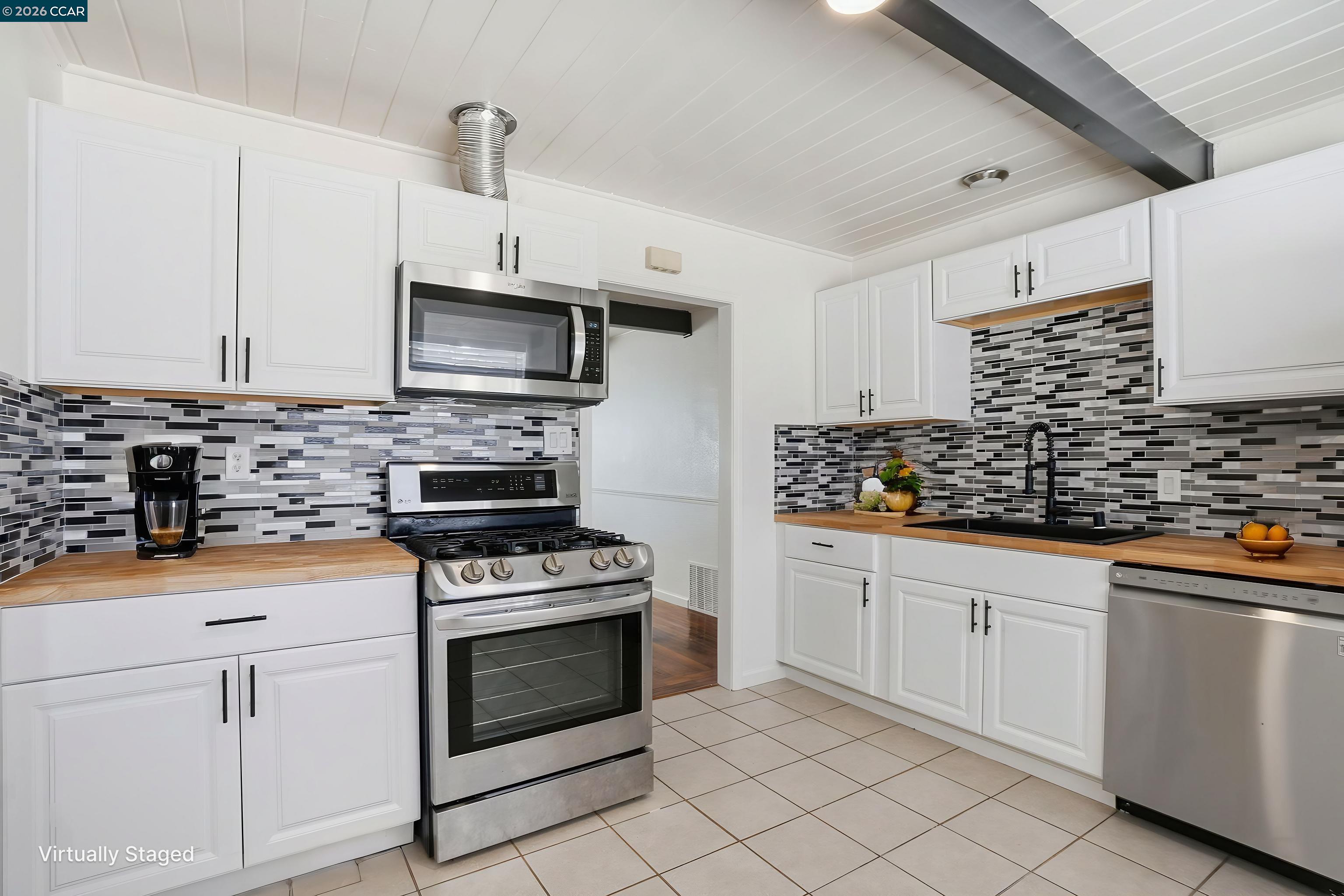 2828 Hilltop Road Concord, CA 94520 - Photo 9 of 32