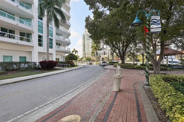 $589,000 | 401 Southwest 4th Avenue, Unit 904, Fort Lauderdale, FL 33315