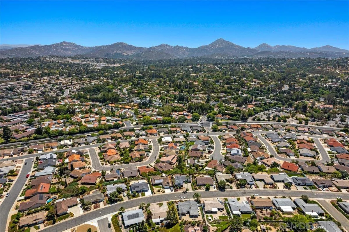 16413 Roca Drive San Diego, CA 92128 - Photo 27 of 35