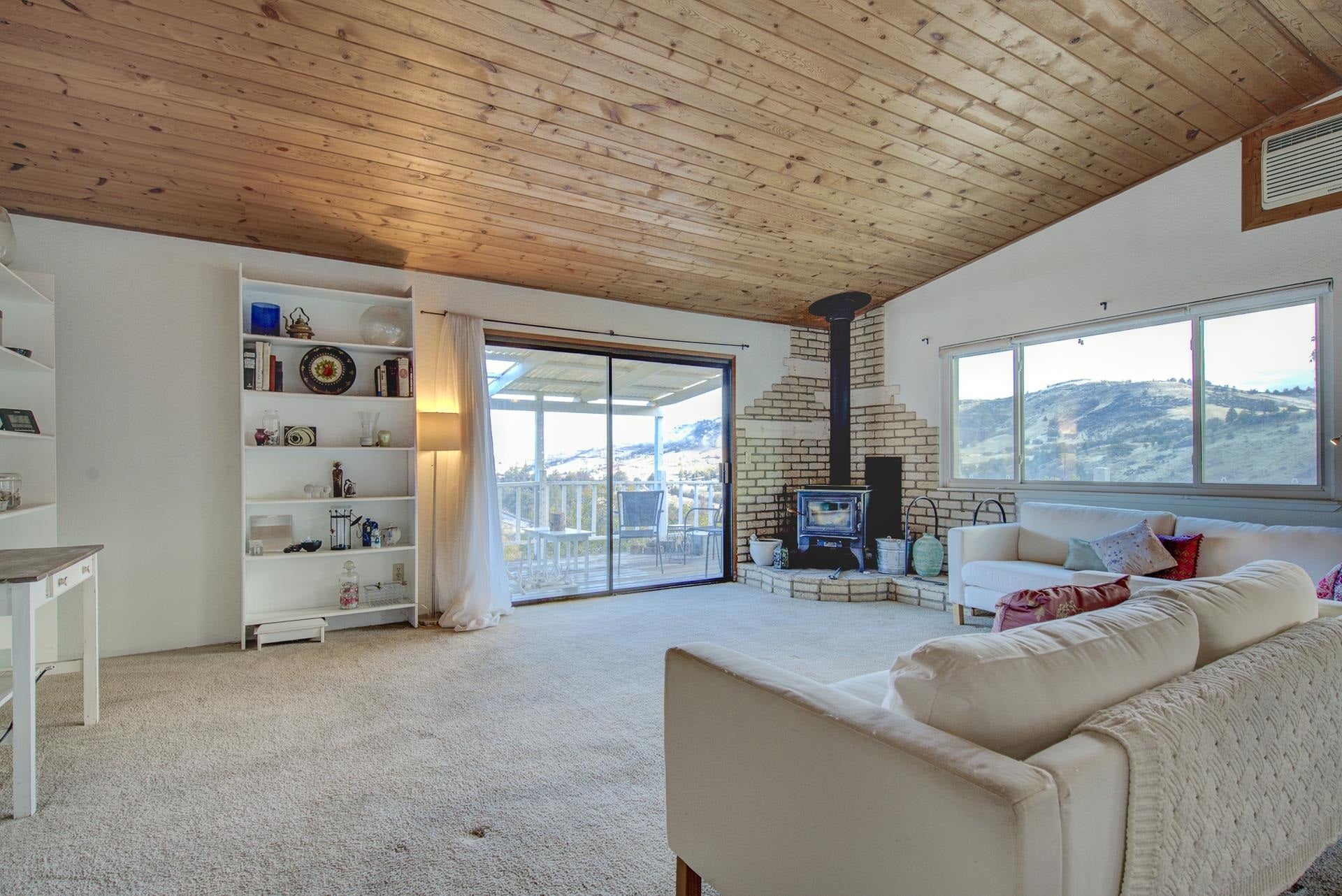 3115 Racoon Drive Hornbrook, CA 96044 - Photo 25 of 46 Gallery Image 25