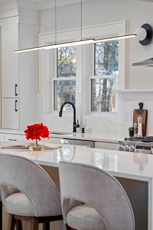 54 Stone Road Sudbury, MA 01776 - Photo 9 of 41