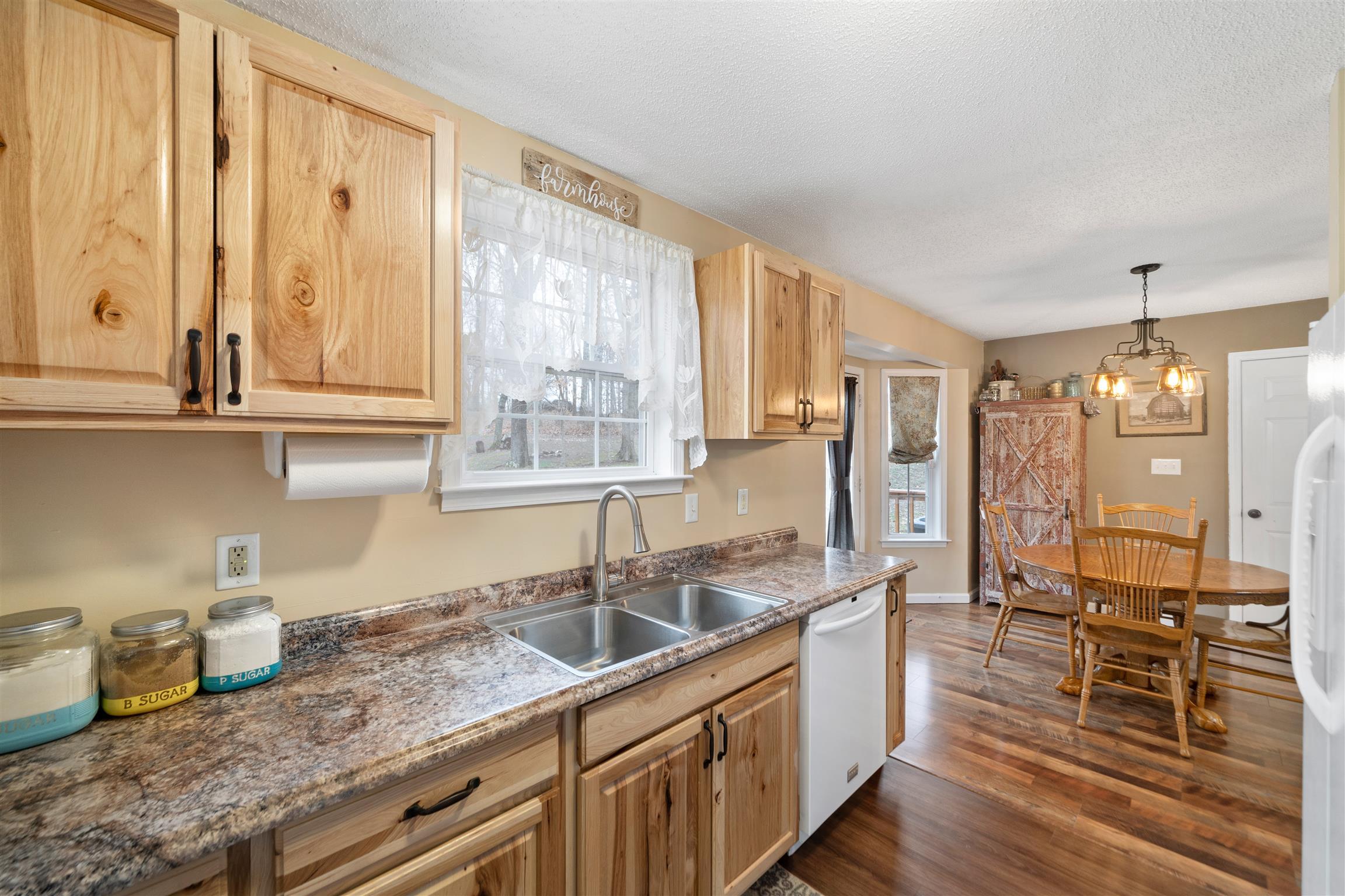 1211 Old Mack Road Clarksville, TN 37040 - Photo 9 of 21 Gallery Image 9