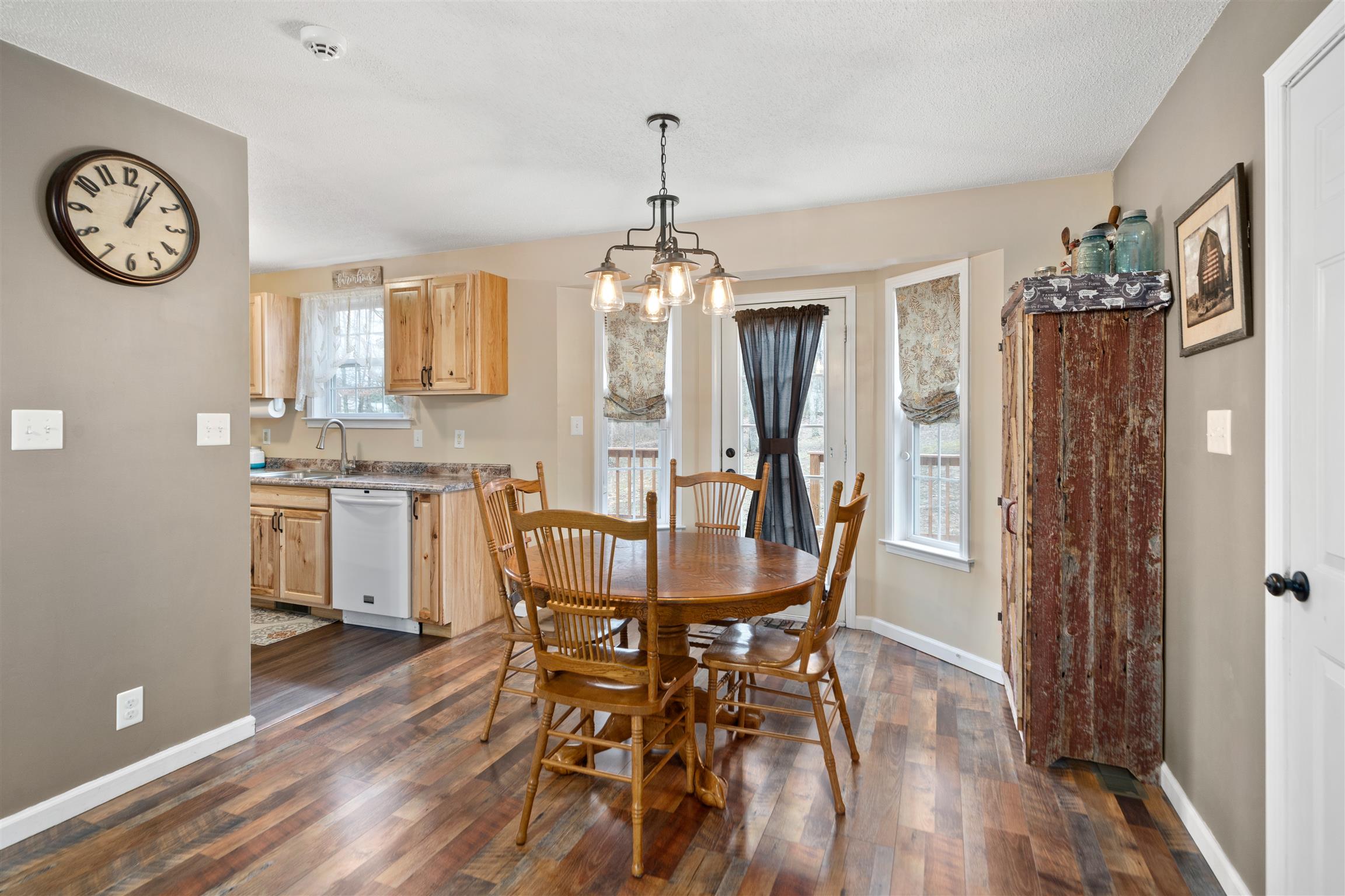1211 Old Mack Road Clarksville, TN 37040 - Photo 10 of 21 Gallery Image 10