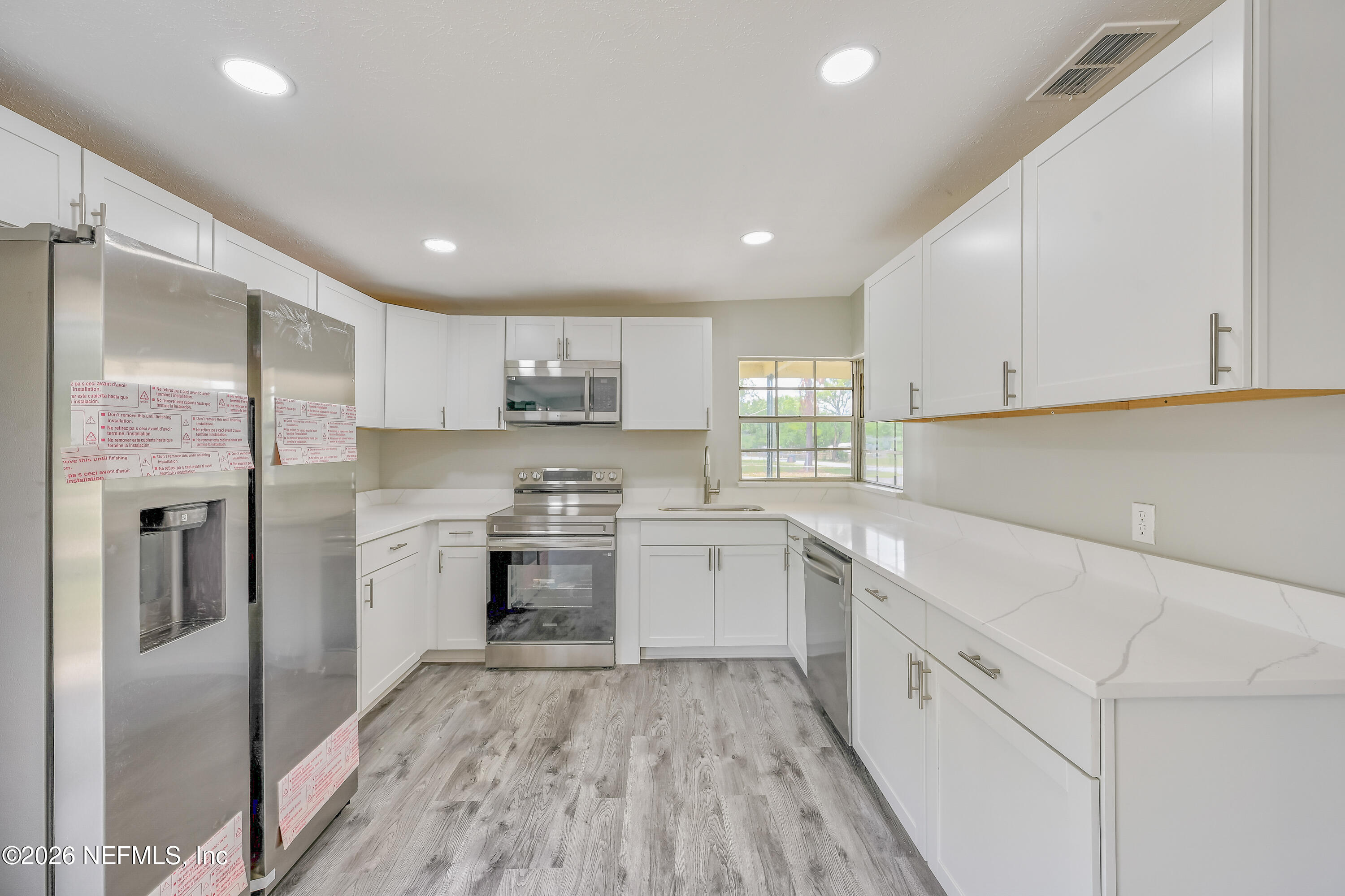 772 Alvis Road Jacksonville, FL 32220 - Photo 3 of 24 772 Alvis Rd-13