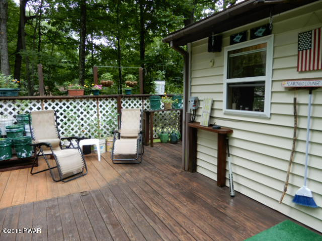 2111 Fawn Lane Bushkill, PA 18324 - Photo 4 of 22