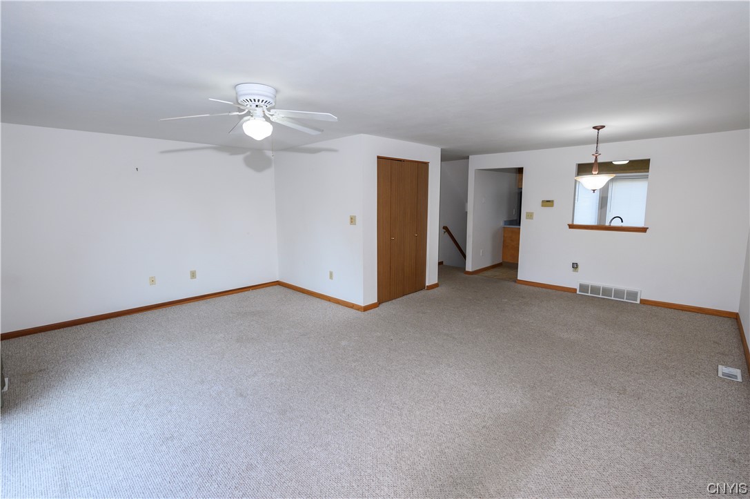 6167 Diffin Road Cicero, NY 13039 - Photo 14 of 29