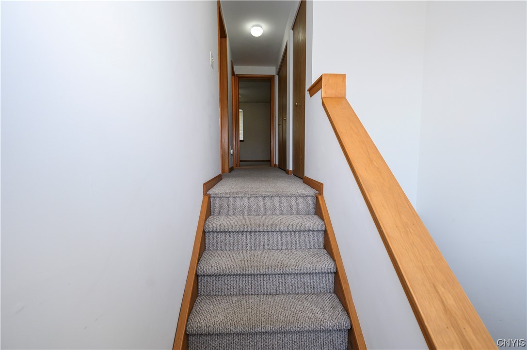 6167 Diffin Road Cicero, NY 13039 - Photo 17 of 29