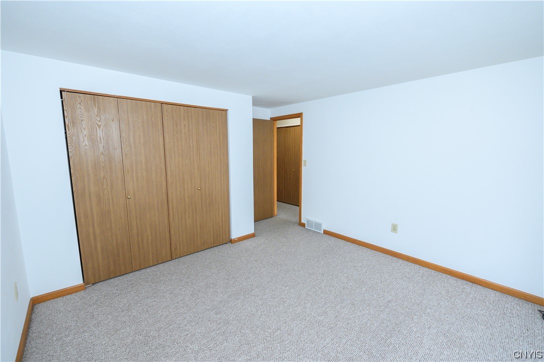 6167 Diffin Road Cicero, NY 13039 - Photo 19 of 29