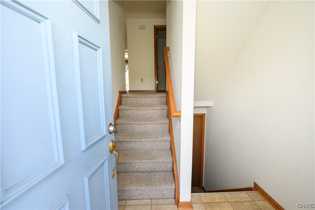 6167 Diffin Road Cicero, NY 13039 - Photo 6 of 29