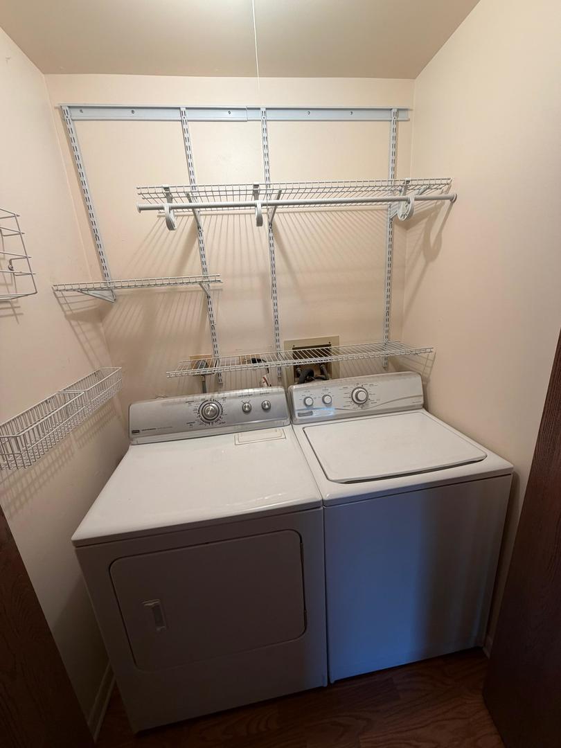 156 West Golf Road, Unit C Libertyville, IL 60048 - Photo 18 of 38 Gallery Image 18