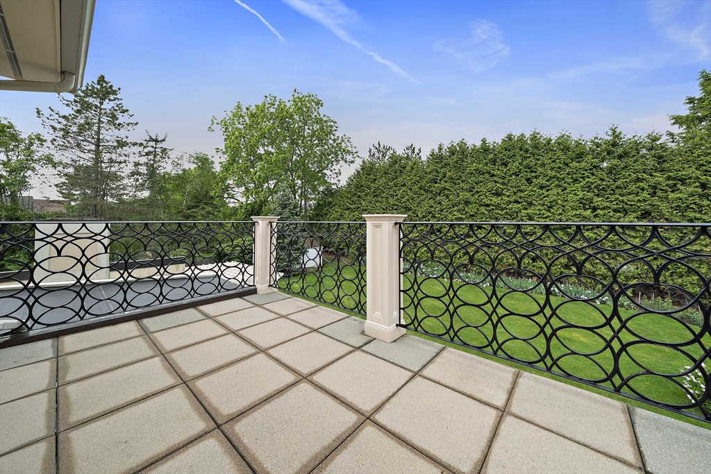 73 Countryside Road Newton, MA 02459 - Photo 33 of 42