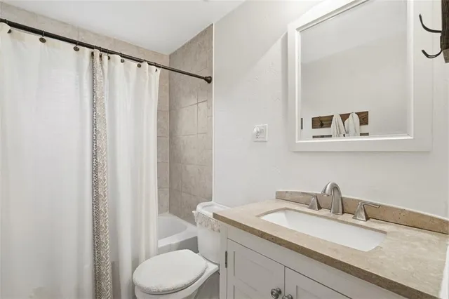 $300,000 | 5301 Ranchview Drive, Pittsburgh, PA 15236