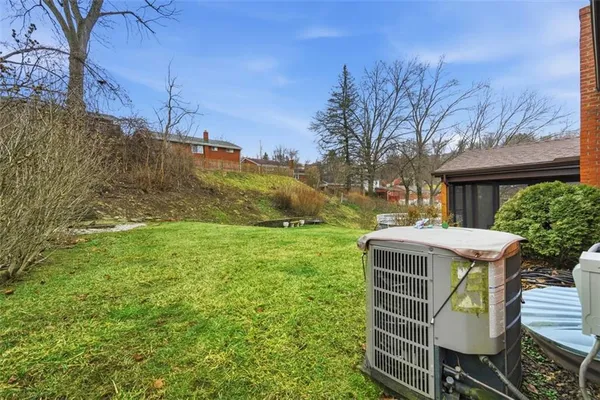 $300,000 | 5301 Ranchview Drive, Pittsburgh, PA 15236