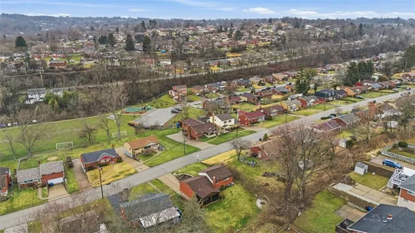 $300,000 | 5301 Ranchview Drive, Pittsburgh, PA 15236