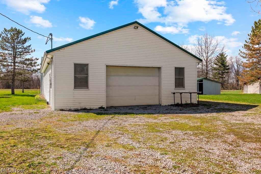 20290 Indian Hollow Road Wellington, OH 44090 - Photo 43 of 45