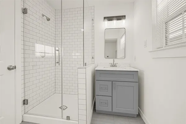$1,499 | 6620 Lawndale Street, Unit 3, Houston, TX 77023
