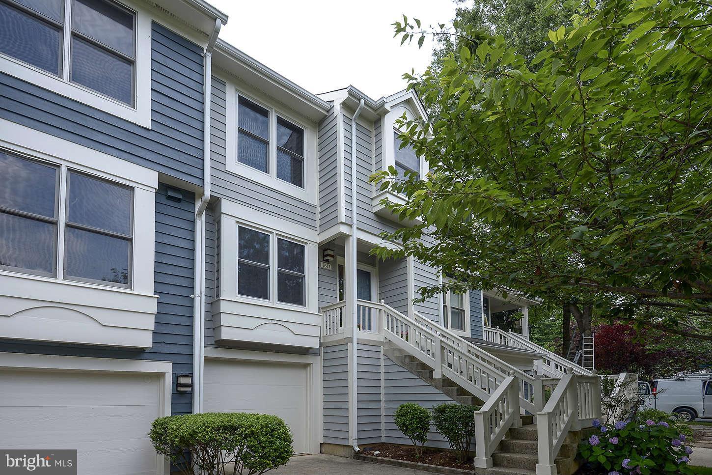 1611 Oak Spring Way Reston, VA 20190 - Photo 1 of 29 Exterior Front