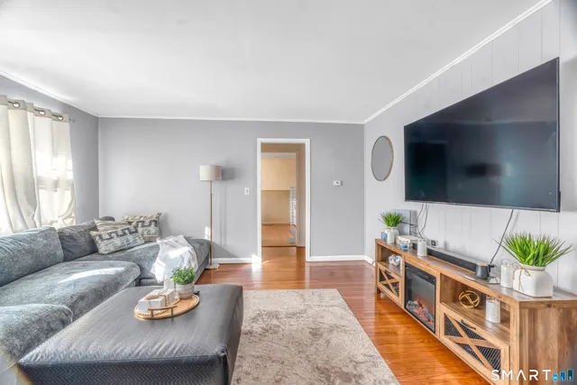 $529,000 | 18 Fernwood Lane, Cheshire, CT 06410