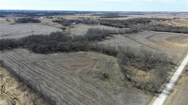 $595,000 | 170 East 400 Road, Overbrook, KS 66524