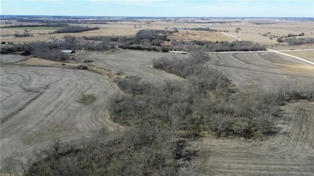 $595,000 | 170 East 400 Road, Overbrook, KS 66524