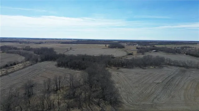 $595,000 | 170 East 400 Road, Overbrook, KS 66524